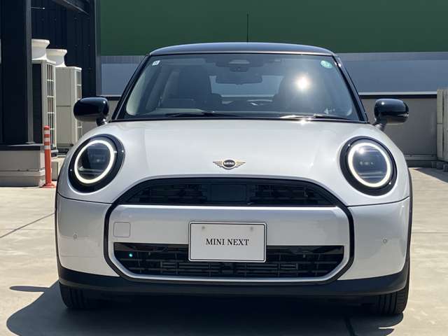 全国最大級のグループ総在庫数を保有しております。お客様に合ったお車をご提案致します！！是非一度、ご来場ください！！