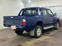 当店は安心のJUメンバーショップ！！JUでの仕入れや下取り車など展示しております☆（JU＝社団法人日本中古自動車販売協会連合会）