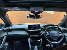 BMW、メルセデス、アウディといったドイツのプレミアムブランド中心とした、各種輸入車ブランドを同時に較べることができます。