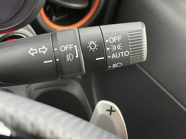 【運転席操作部】快適なドライブを楽しむための機能が装備されています！運転席から触れるので、使いやすいです！除菌プランいれていただくと、さらに清潔で安心していただけます！