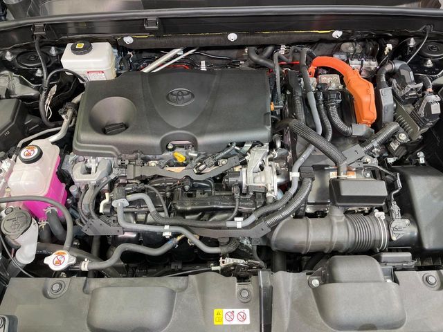親切・丁寧な専門メカニックスタッフが応対！・車検・点検整備・事故等の修理などアフターサービスも安心。お車のカスタマイズもネクステージのサービススタッフまでご相談ください！