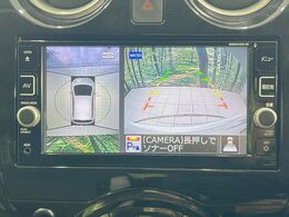 【アラウンドビューモニター】専用のカメラにより、上から見下ろしたような視点で360度クルマの周囲を確認することができます☆縦列駐車や幅寄せ時に活躍してくれます♪