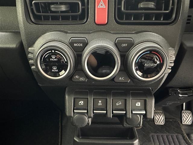 【運転席操作部】快適なドライブを楽しむための機能が装備されています！運転席から触れるので、使いやすいです！除菌プランいれていただくと、さらに清潔で安心していただけます！