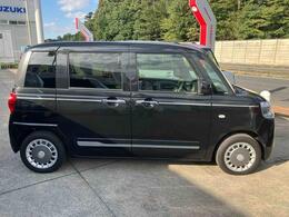 当店にて試乗車として使用しておりました。小傷はありますが非常にきれいな一台です。ぜひ、当該車両をご確認くださいませ。