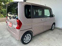 当店は名神大垣ICを大垣方面へ1キロ走って頂き問屋町の信号の角にございます。