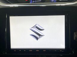 【純正ナビ】人気の純正ナビを装備。オーディオ機能も充実しており、Bluetooth接続すればお持ちのスマホやMP3プレイヤーの音楽を再生可能！毎日の運転がさらに楽しくなります！！