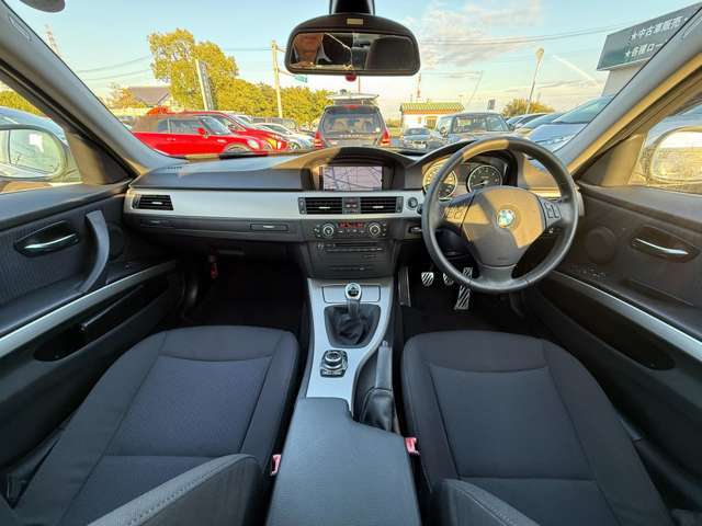 内装の状態は綺麗です！仕入れ後に丁寧に清掃しております。