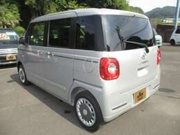 両側電動スライドドアです♪