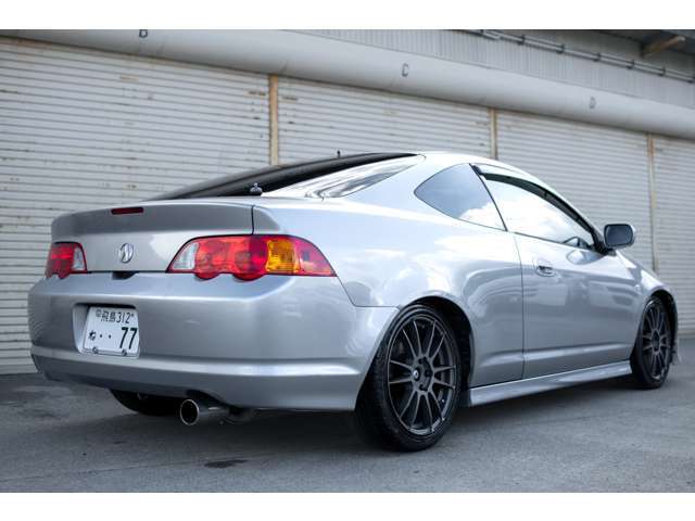 ファミリーカーにも最適な一台です♪