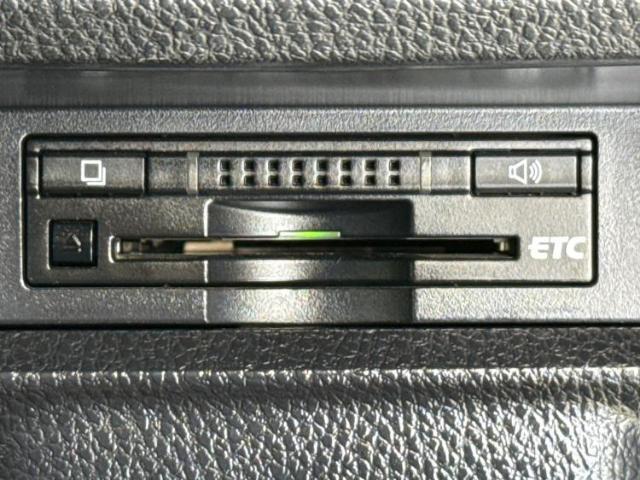 お車に合わせて無料保証以外にも、保証範囲、期間、距離を拡充させた有料保証もご用意しております！中古車の購入が初めてで不安・・・というお客様もご安心ください！