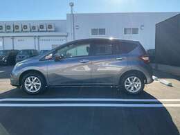 人気の日産のコンパクトカー☆