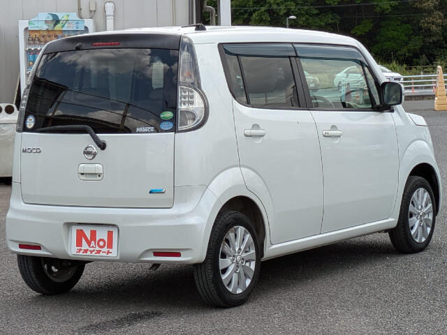 支払総額には法定12ヶ月点検費用が含まれています。当社の自社工場で車検から一般整備まで全て可能です。安心カーライフをお約束致します。