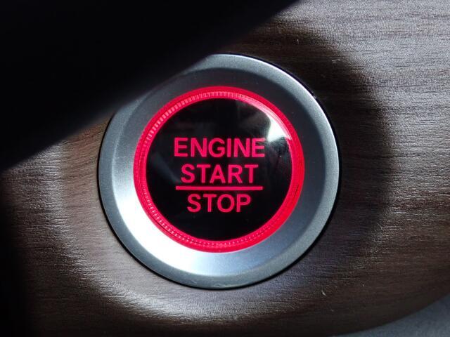 キーレスプッシュスタートシステムを採用しております！ボタン一つでエンジン始動が可能