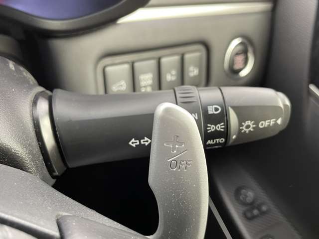 【運転席操作部】快適なドライブを楽しむための機能が装備されています！運転席から触れるので、使いやすいです！除菌プランいれていただくと、さらに清潔で安心していただけます！