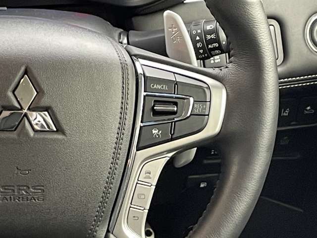 【運転席操作部】快適なドライブを楽しむための機能が装備されています！運転席から触れるので、使いやすいです！除菌プランいれていただくと、さらに清潔で安心していただけます！