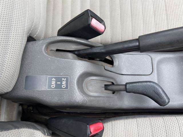 ユーザー様より直接買い取りを行った車を値段を可能な限りお安くご提供させて頂いております。在庫期間が1か月も店頭にないお車も多数あるため、ご検討の方はお早めにご連絡頂けますと幸いです。