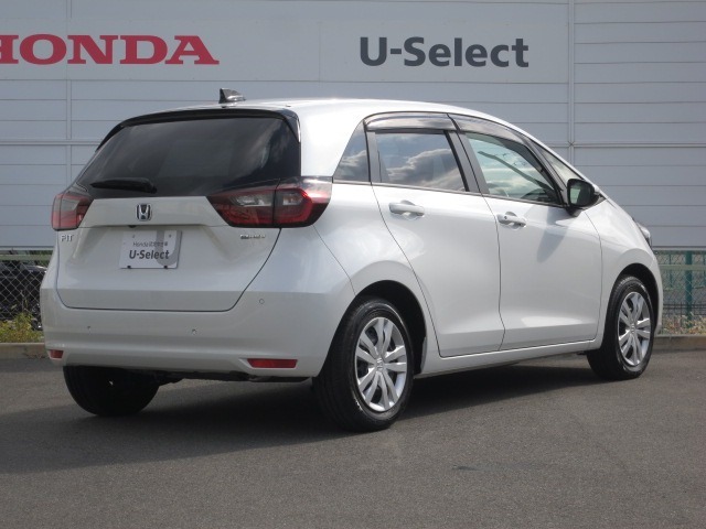 ●ホンダU-Selectだから出来る安心のお約束●3.販売保証　新車保証の継承サービス！その他のお車は安心の中古車保証を1年以上お付けします！