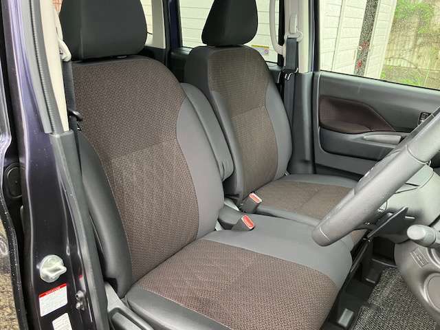 フロントシートの画像です