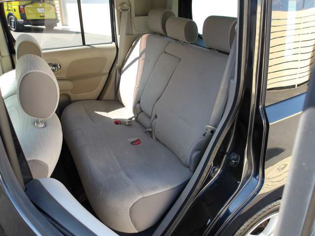 この度は当店のページへお越し頂き有難う御座います。担当の難波と申します。これも何かの縁だと思って最後までご覧頂ければ幸いです。