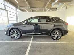 R3年式　レクサス　RX450h バージョンL　入荷しました。