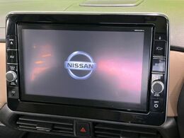 【純正9型ナビ】人気の純正ナビを装備。オーディオ機能も充実しており、Bluetooth接続すればお持ちのスマホやMP3プレイヤーの音楽を再生可能！毎日の運転がさらに楽しくなります！！