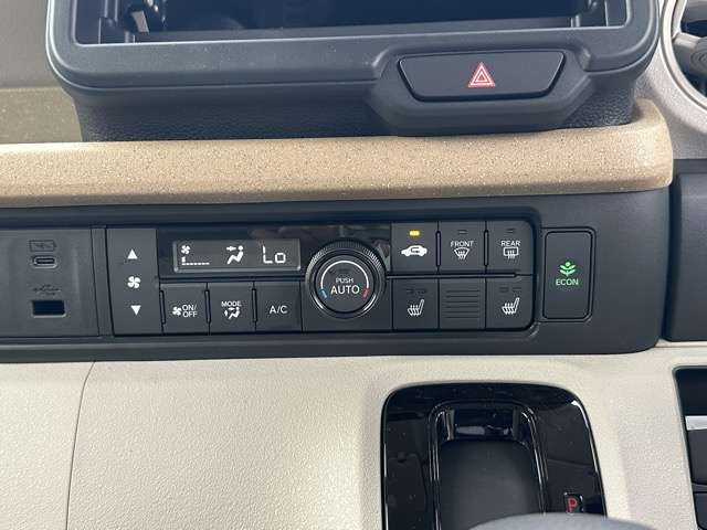 ★料金のお支払いは納車日の前日迄で大丈夫です！契約後最長3ヶ月まで当社にて保管できます。欲しい車が在庫である時がお買い得です！在庫の確保はお早めに！