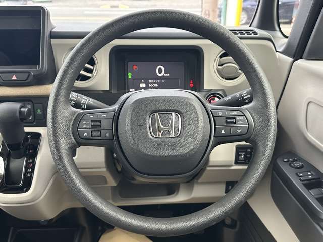 ★修復歴車一切ありません！それどころか、弊社の仕入在庫につきましては、フェンダー、ボンネット、ドアパネル等の交換歴、修理歴のある車両は基本的に仕入れを行いませんので高品質な車両のみ在庫で揃えています！