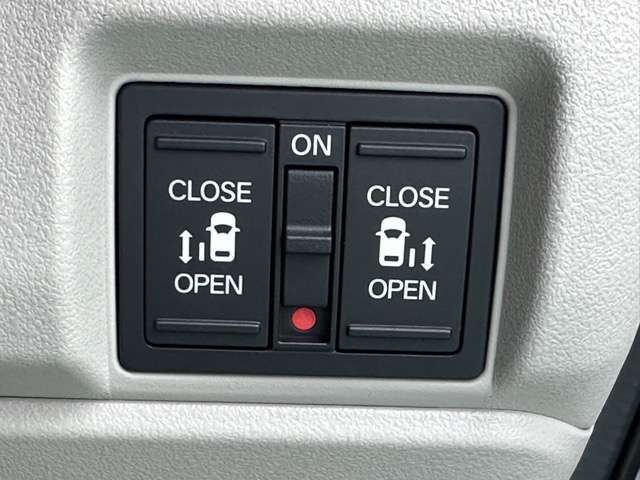 ★全国陸送費定額キャンペーンも実施中！★全国何処でも陸送会社がご自宅までお車をしっかりとお届します！陸送費につきましてはお気軽にお問合せください！※納車時ご来店いただければ、納車費用はかかりません！