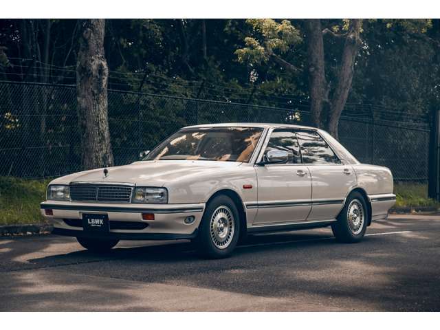 Y31シーマタイプⅡリミテッド 90 1/24 ニッサン Y31 シーマタイプIIリミテッド '90 - AOSHIMA