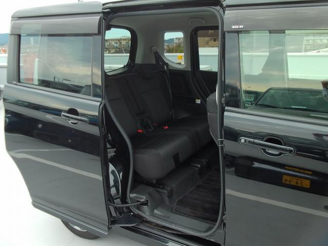 乗り降りも積み下ろしもスライドドアは便利です☆