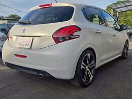 ☆当社は全てオークションを通さず無駄な経費0円☆【お買得価格】で掲載☆全国どこでも格安にて納車致します☆ご不明なことが御座いましたらご連絡ください！funetcas（ファネットカーズ）0066-9711-195149☆