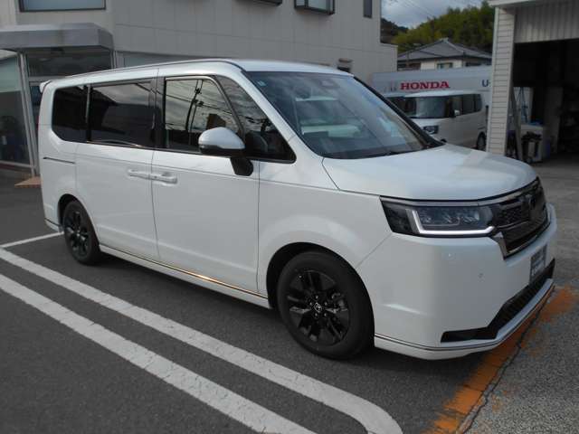 省電力で、明るく遠くまで照らすLEDヘッドライトです☆