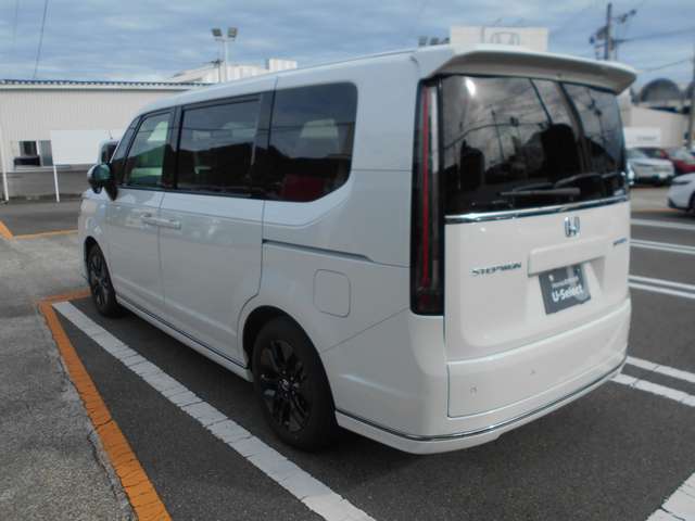 両側パワースライドドアです☆