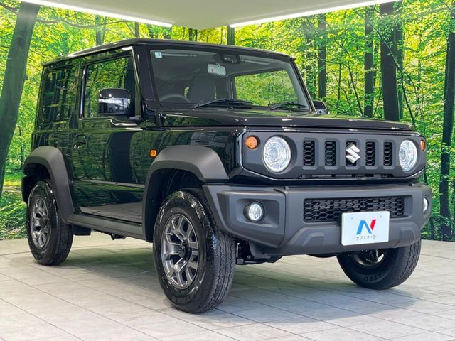 大好評のボディコーティング「弾スプラッシュコート」もご納車までに施工可能。通常のガラスコートと異なる、耐久年数6年の無機質ガラスコーティングが、ボディをキレイな状態に保ってくれます。