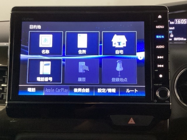 ドライブの必需品。見やすい・使いやすいHonda純正のメモリーナビを搭載。
