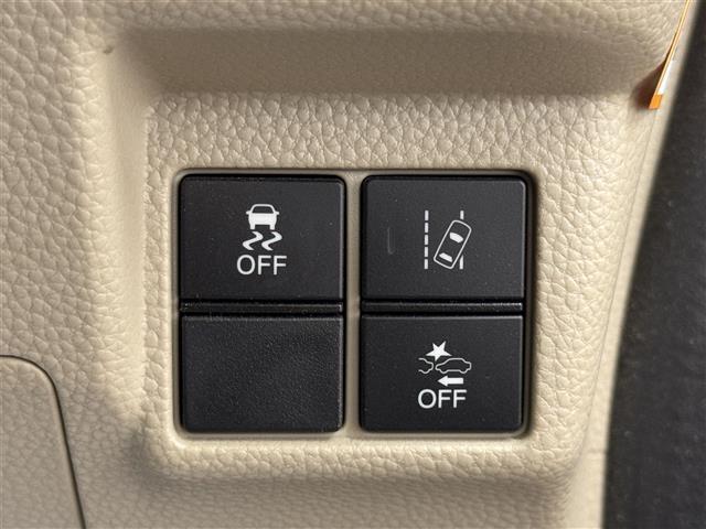 【Honda SENSING】ホンダの安全装備を搭載しています！機能には限界があるためご注意ください。◆搭載機能例：衝突軽減ブレーキ/歩行者事故低減ステアリング/路外逸脱抑制/標識認識/ACC
