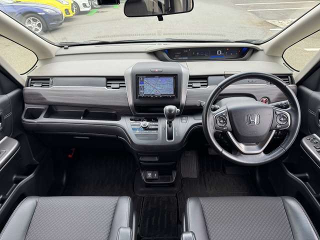 ◆ワンオーナー車◆禁煙車◆ホンダセンシング◆レーダークルーズ◆レーンキープアシスト◆リアコーナーセンサー◆社外ナビ◆フルセグ◆Bluetooth◆バックカメラ◆両側電動◆LED◆ETC