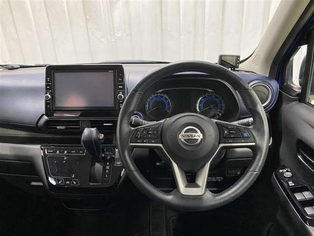 ☆前方も側方も後方も安心の運転視界☆