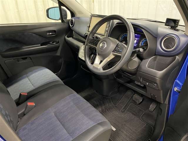 ☆運転席側の画像です☆