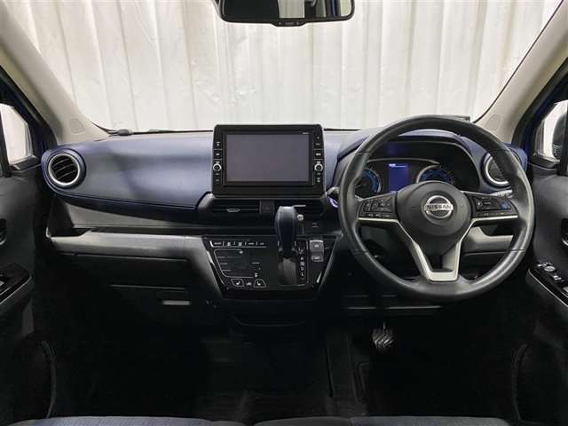 ☆見通しのよいすっきりとした視界で運転しやすいです。運転のしやすさは疲れにくさにも繋がります☆