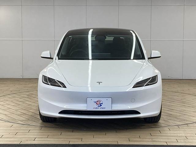 お車ご成約時の付帯率は驚きの90％OVER。GOOD　SPEED自慢のスーパーガラスコーティング。見違えるほどの輝きを放ち、納車後のメンテナンスも楽々。是非一度お試し下さい。