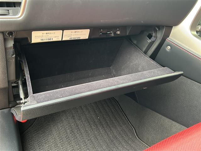 店舗にて現車の確認もいただけますので、お電話で在庫のご確認の上是非ご来店くださいませ！！！