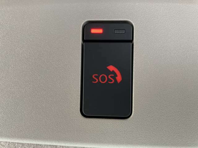 SOSコールです。緊急事態にスイッチを押すとオペレーターに繋がります。