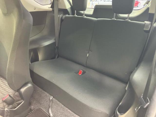 WECARSでは各商談席に大型モニターをご用意しております！見やすい大画面でゆったりと全国の在庫をご覧いただけます！是非ご来店お待ちしております！