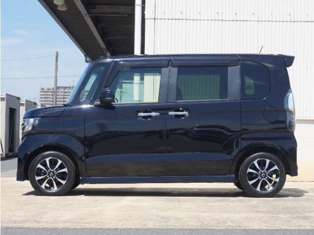 ◆法定整備実施◆Honda認定中古車の整備基準にもとづく整備を実施いたします。法定点検の整備に加え、Honda独自のプラスアルファー点検整備を実施。基準を満たしていない消耗部品を交換いたします。