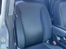 安心の全車保証付き！（※部分保証、国産車は納車後3ヶ月、輸入車は納車後1ヶ月の保証期間となります）。その他長期保証(有償)もご用意しております！※長期保証を付帯できる車両には条件がございます。