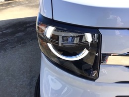 【LEDヘッドライト】ディスチャージヘッドライト（HID）と同等の明るさで、夜道や雨天走行が明るく視界良好！！　フォグライトも装備で、安心感さらにUPです♪安心ドライブを楽しんで下さい♪