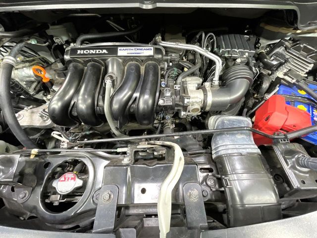 親切・丁寧な専門メカニックスタッフが応対！・車検・点検整備・事故等の修理などアフターサービスも安心。お車のカスタマイズもネクステージのサービススタッフまでご相談ください！