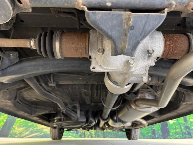 下回りがきれいなうちに、防錆加工の施工がオススメ。降雪地域はもちろん、沿岸部にお住いの方や、趣味でマリン・ウィンタースポーツをされる方にご好評いただいております。