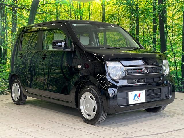 高透明度のガラス皮膜で撥水はもちろん、上質なツヤ・光沢を実現。紫外線や酸性雨から大切な愛車を保護し、色あせ・劣化を防止。「弾スプラッシュコート」、「弾プリミッサコート」からお選びいただけます。